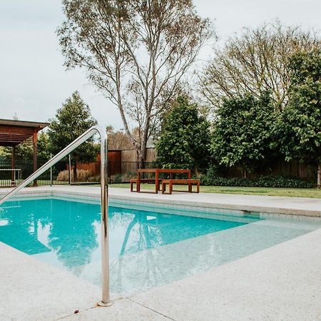 Nagambie Waterfront Motel Ngoại thất bức ảnh