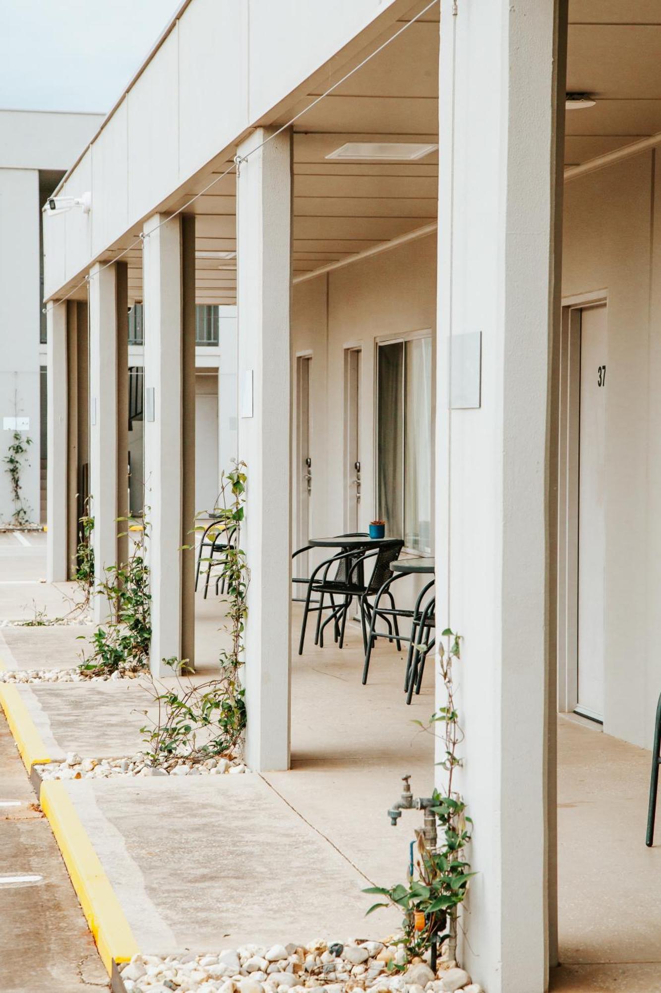 Nagambie Waterfront Motel Ngoại thất bức ảnh
