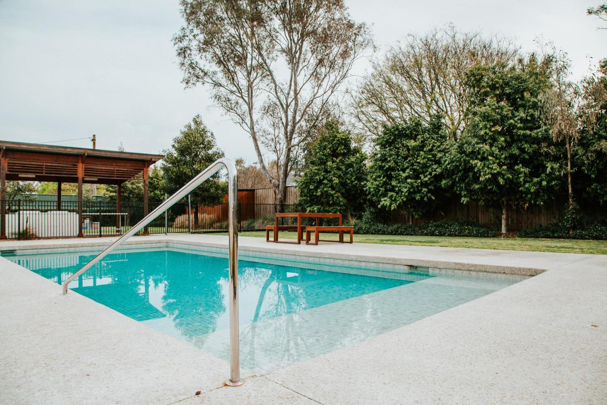 Nagambie Waterfront Motel Ngoại thất bức ảnh