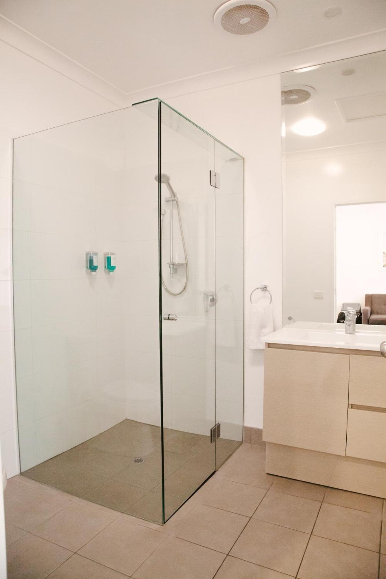 Nagambie Waterfront Motel Ngoại thất bức ảnh